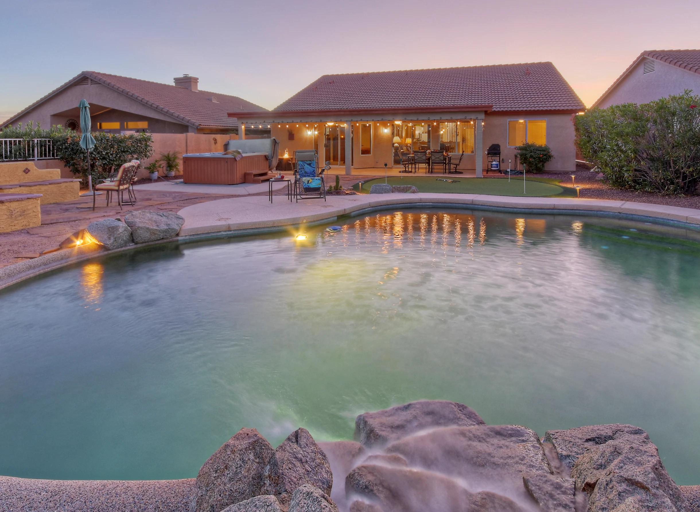Home in Gold Canyon property photo 3