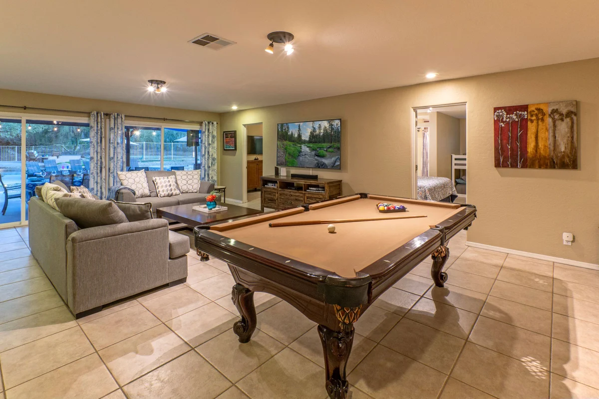 Home in Scottsdale property photo 2