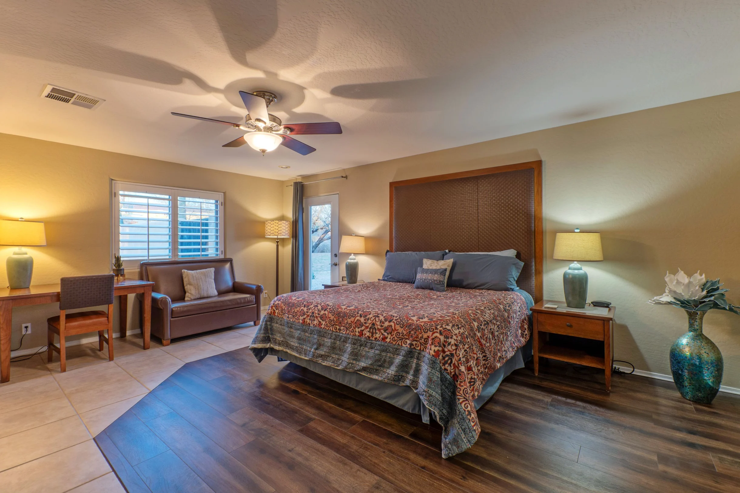 Home in Scottsdale property photo 5