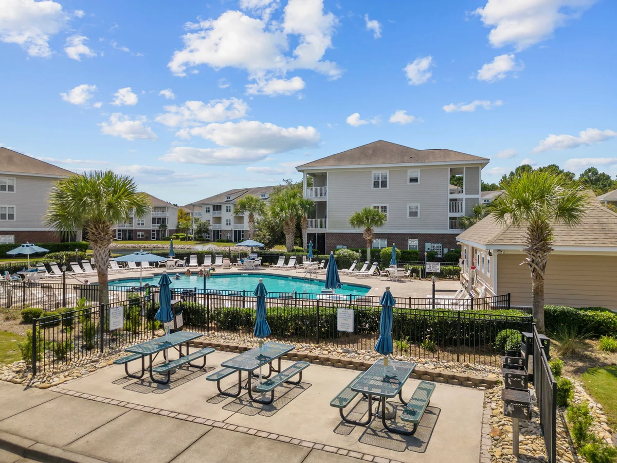 Relaxing Haven Retreat: 2 Bedroom Condo with Golf Course Views #33