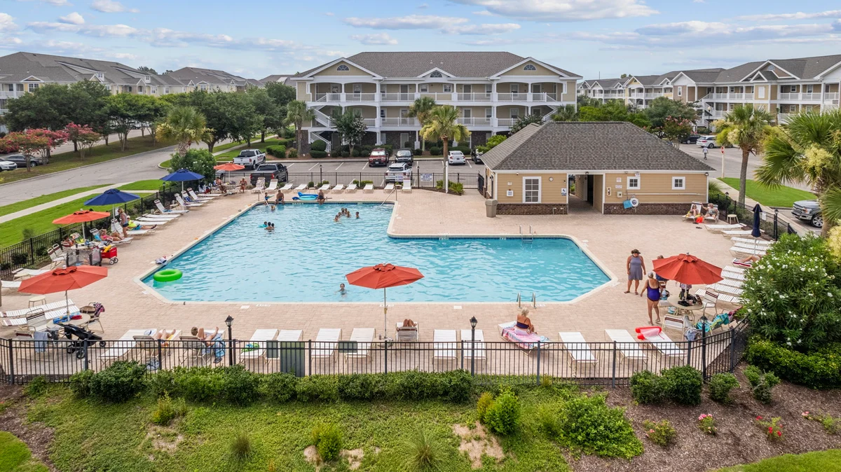 Relaxing Haven Retreat: 2 Bedroom Condo with Golf Course Views #9