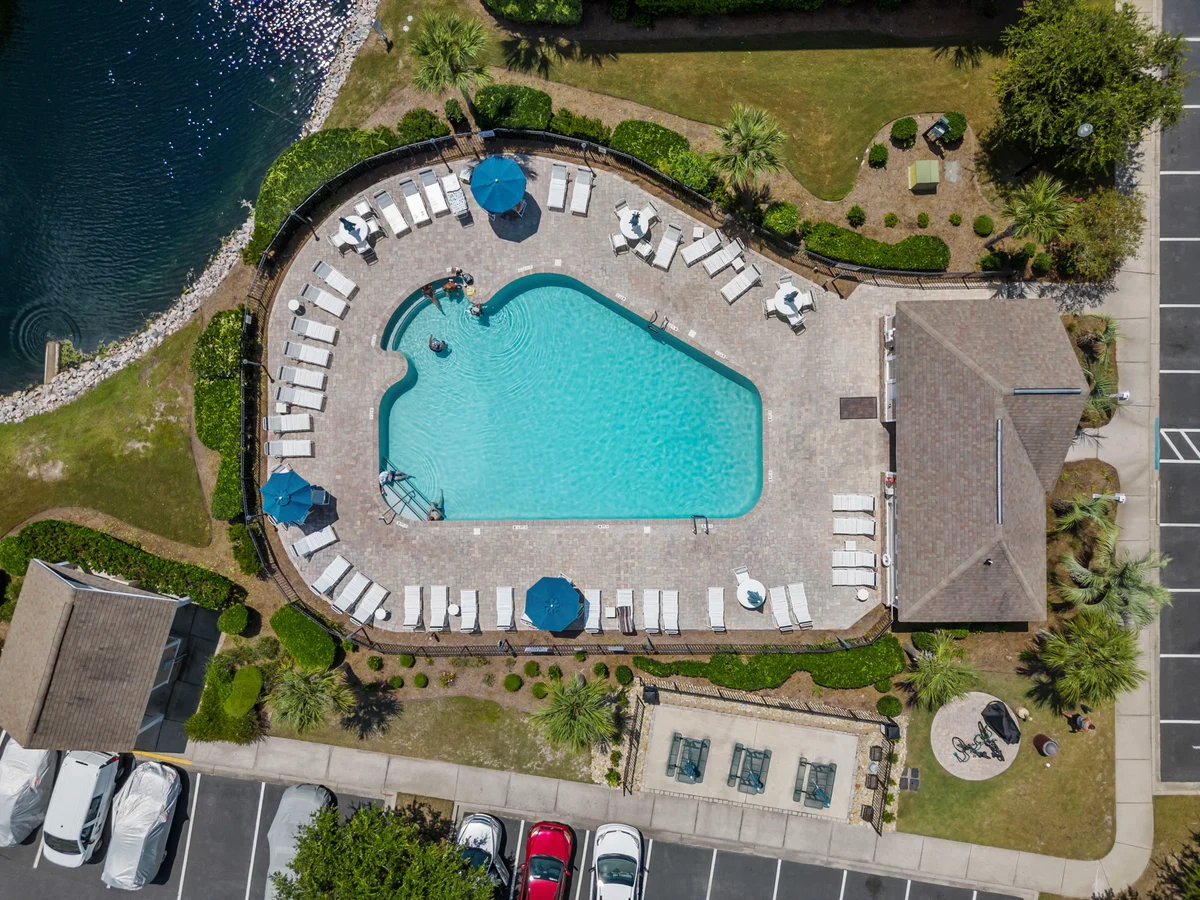 Relaxing Haven Retreat: 2 Bedroom Condo with Golf Course Views #47