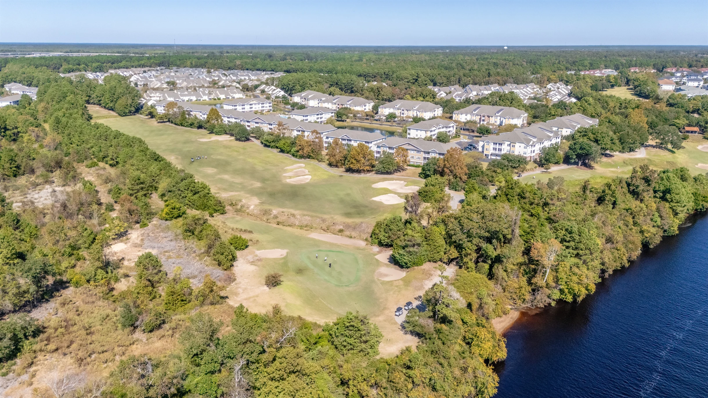 Relaxing Haven Retreat: 2 Bedroom Condo with Golf Course Views #11