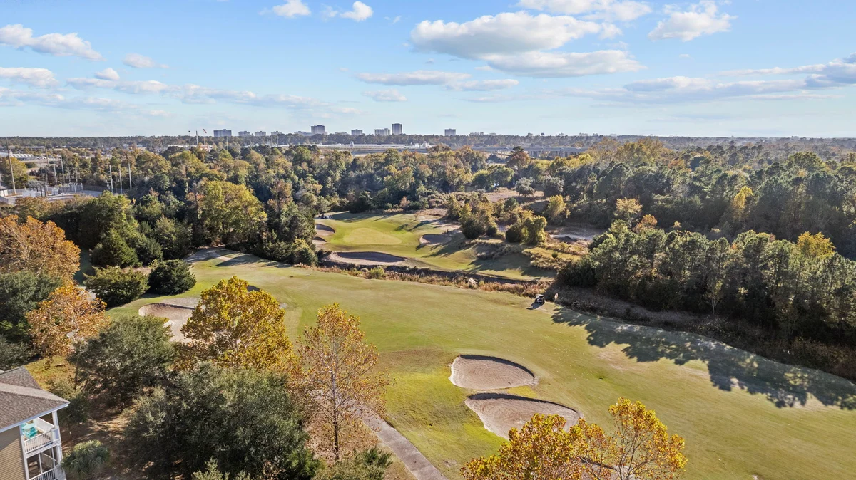 Relaxing Haven Retreat: 2 Bedroom Condo with Golf Course Views #32