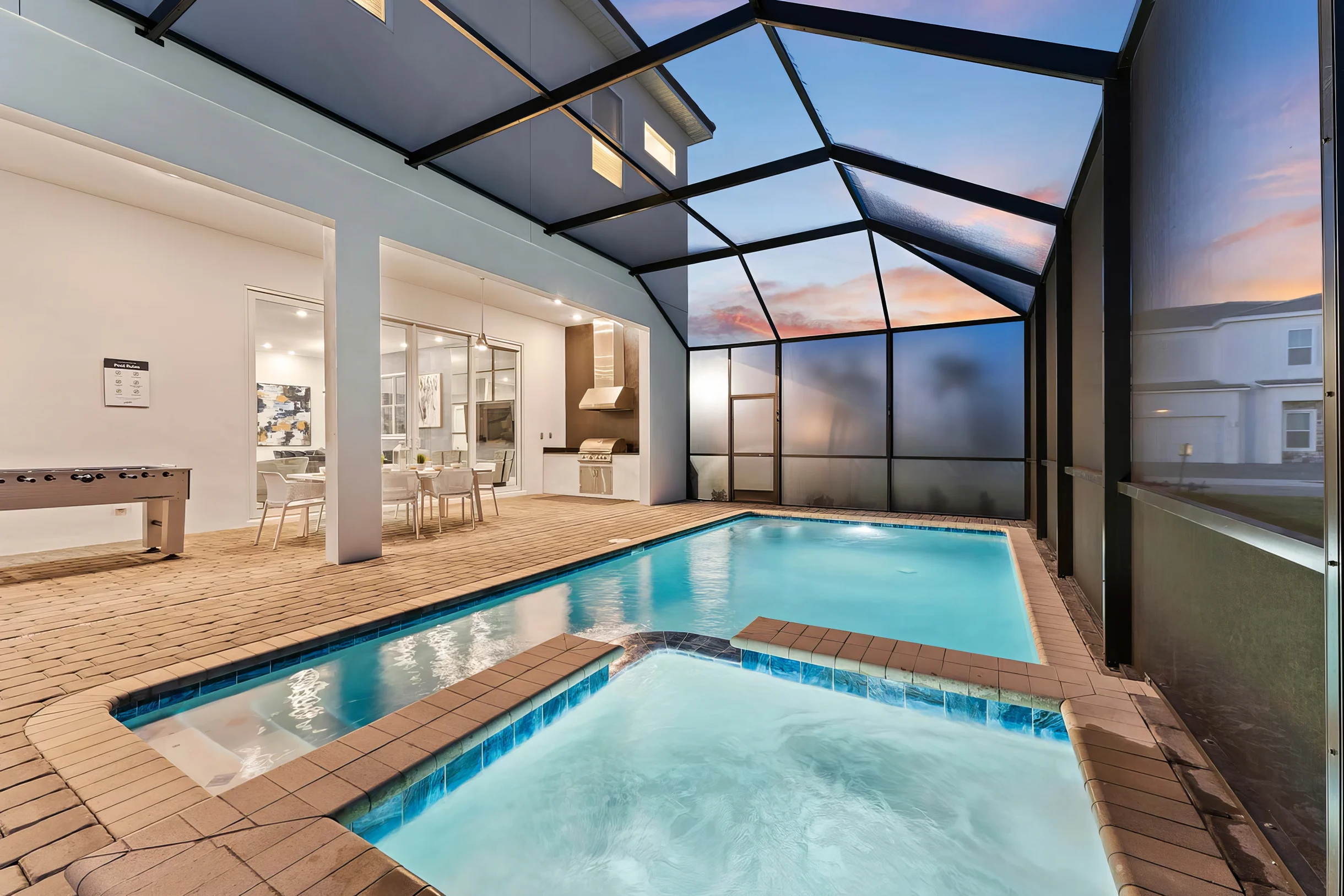 Wander Davenport Charm #1