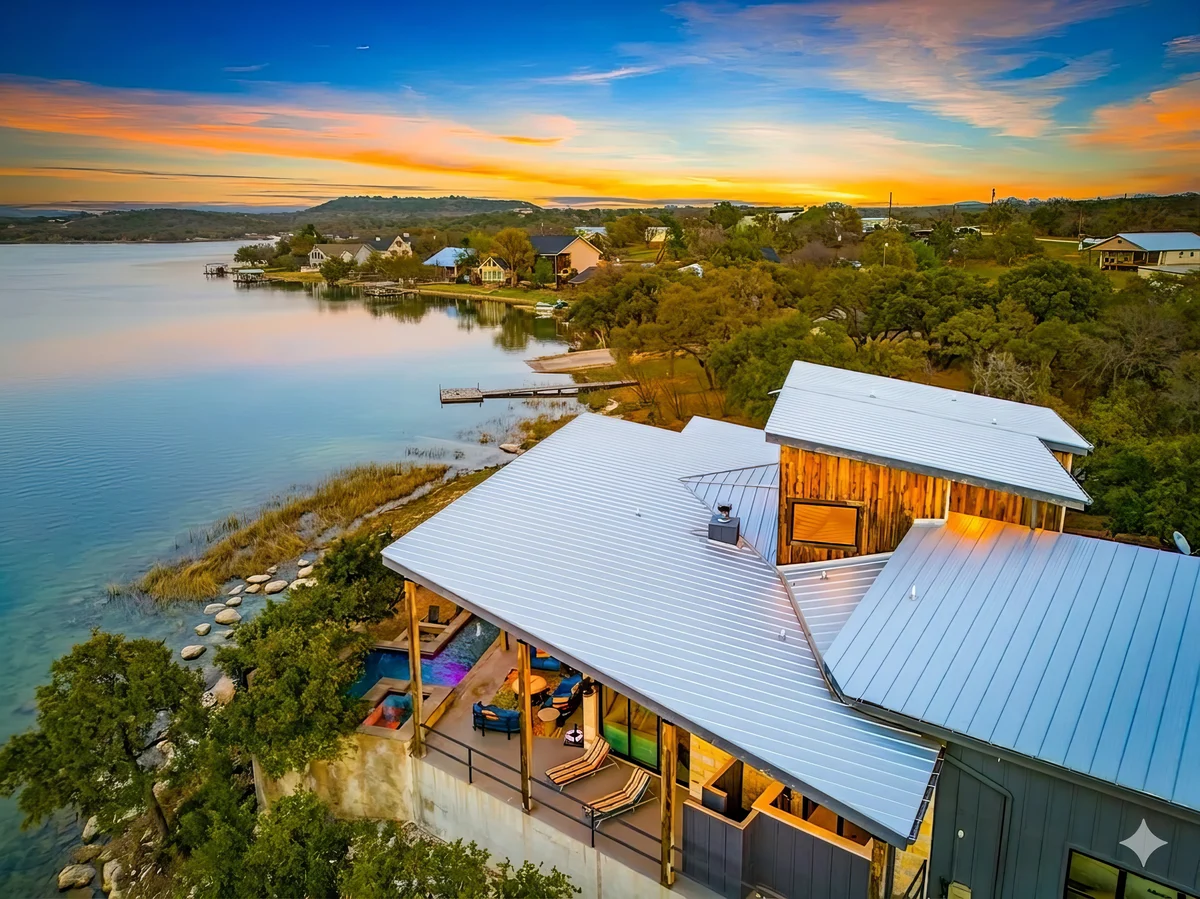 Wander Lake Buchanan