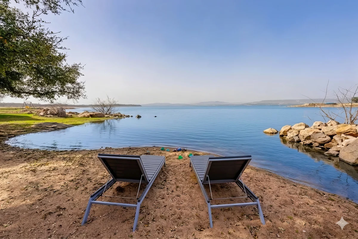 Wander Lake Buchanan