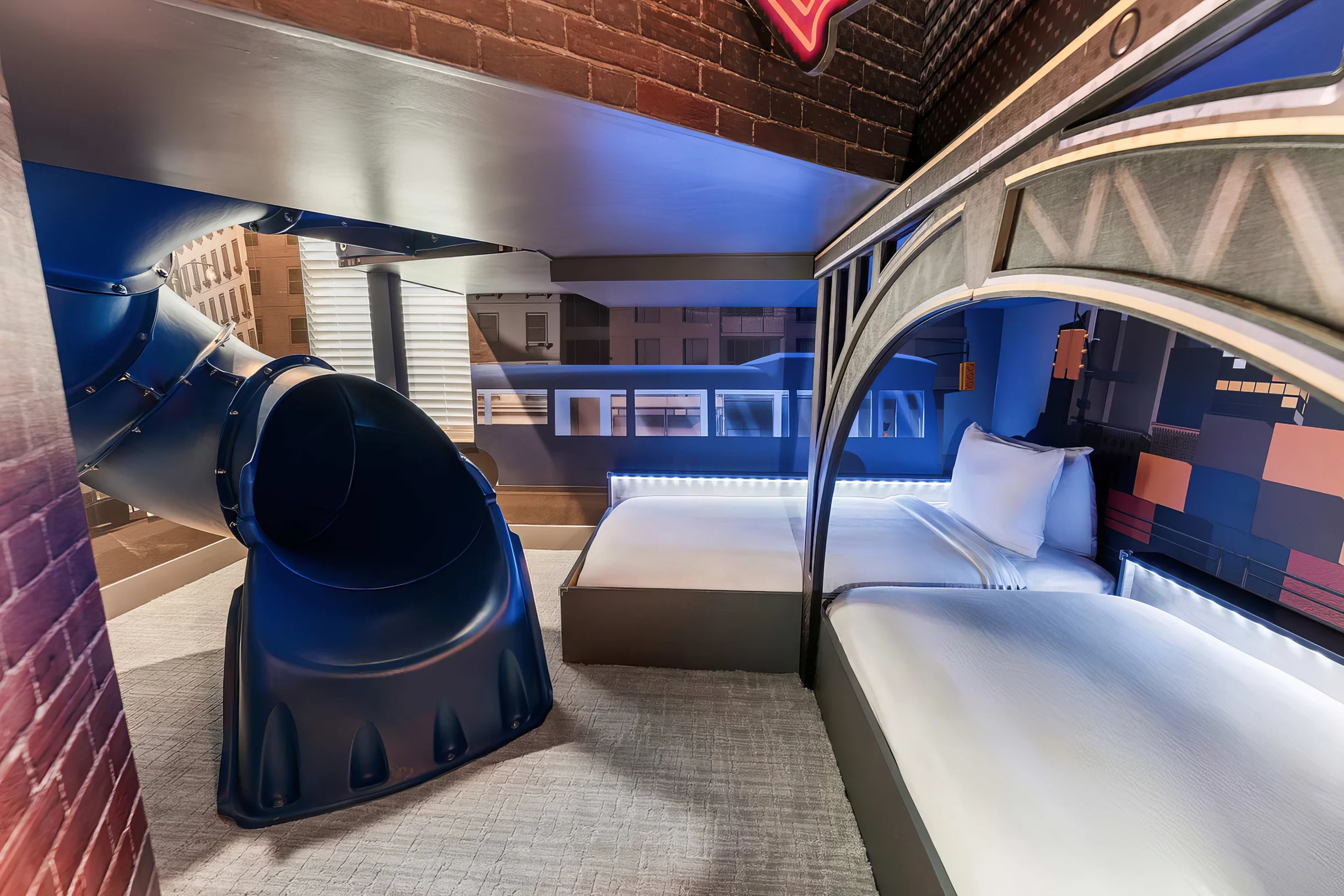 VOR4560TD: 7 Bed, Superhero City, Toy Box, Gaming Nook #30