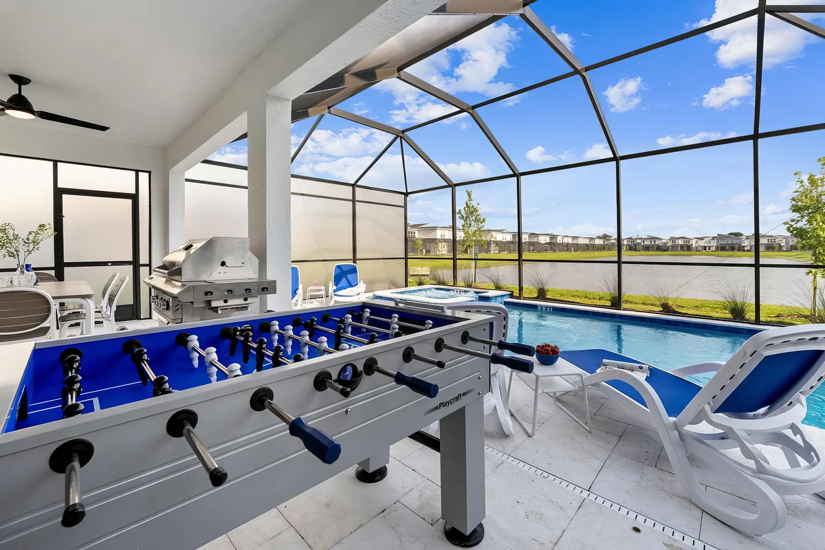 Wander Orlando Sapphire