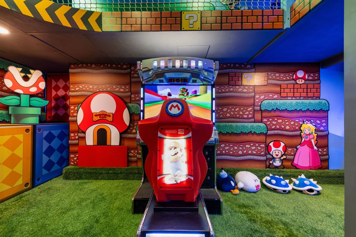 Wander Reunion Splash