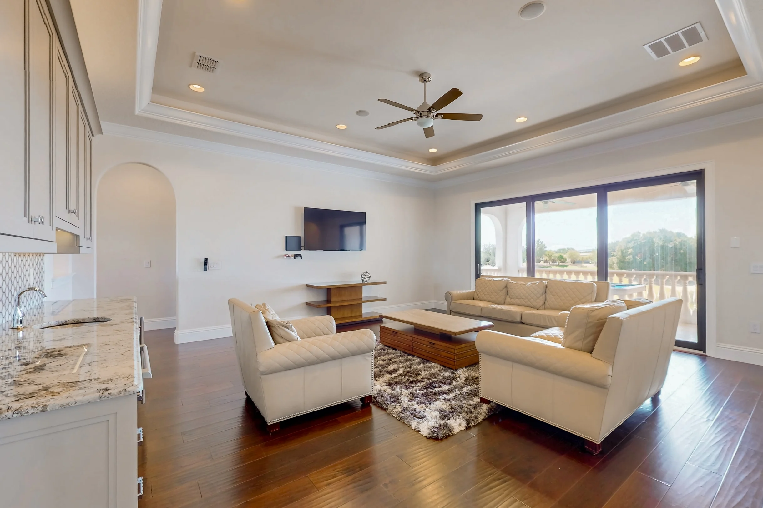 Wander Reunion Estate #81