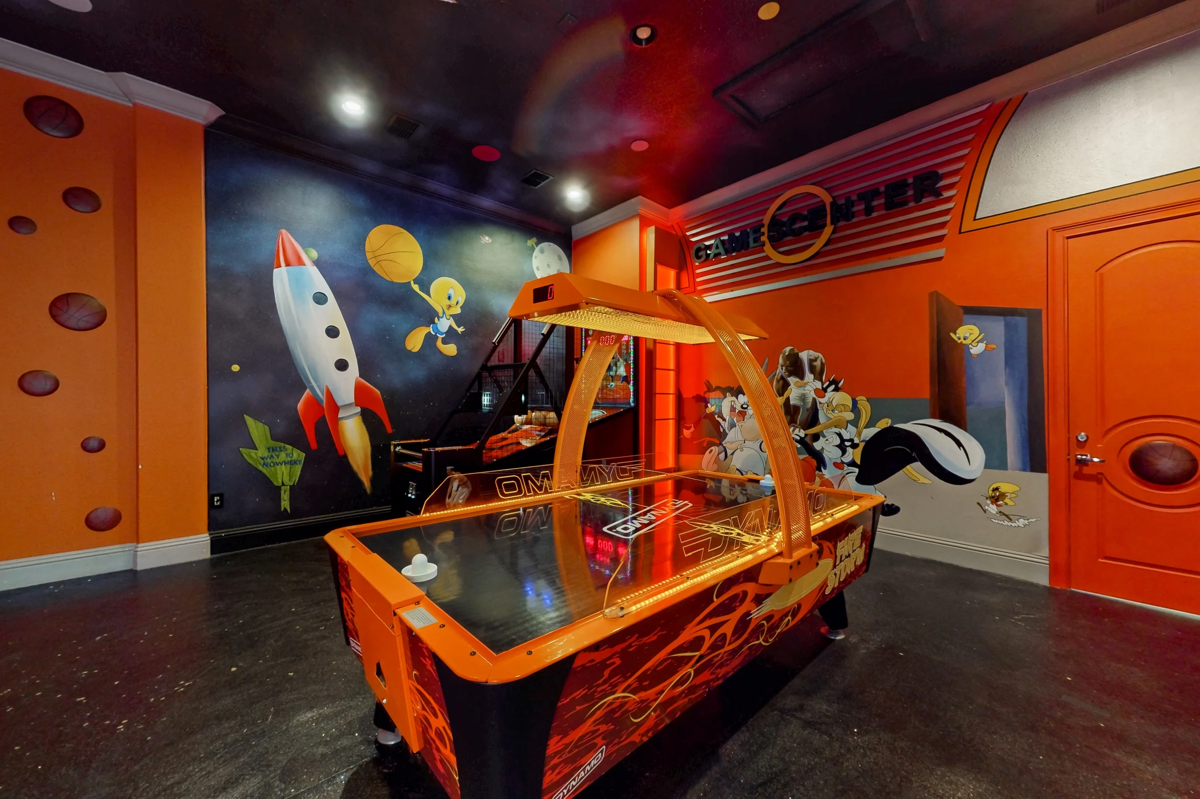 Wander Reunion Estate #84