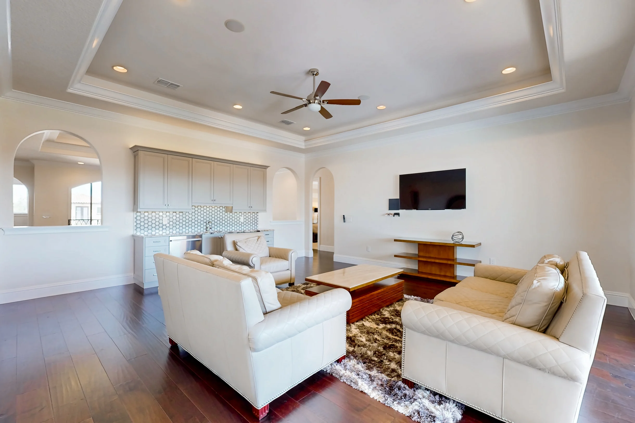 Wander Reunion Estate #105