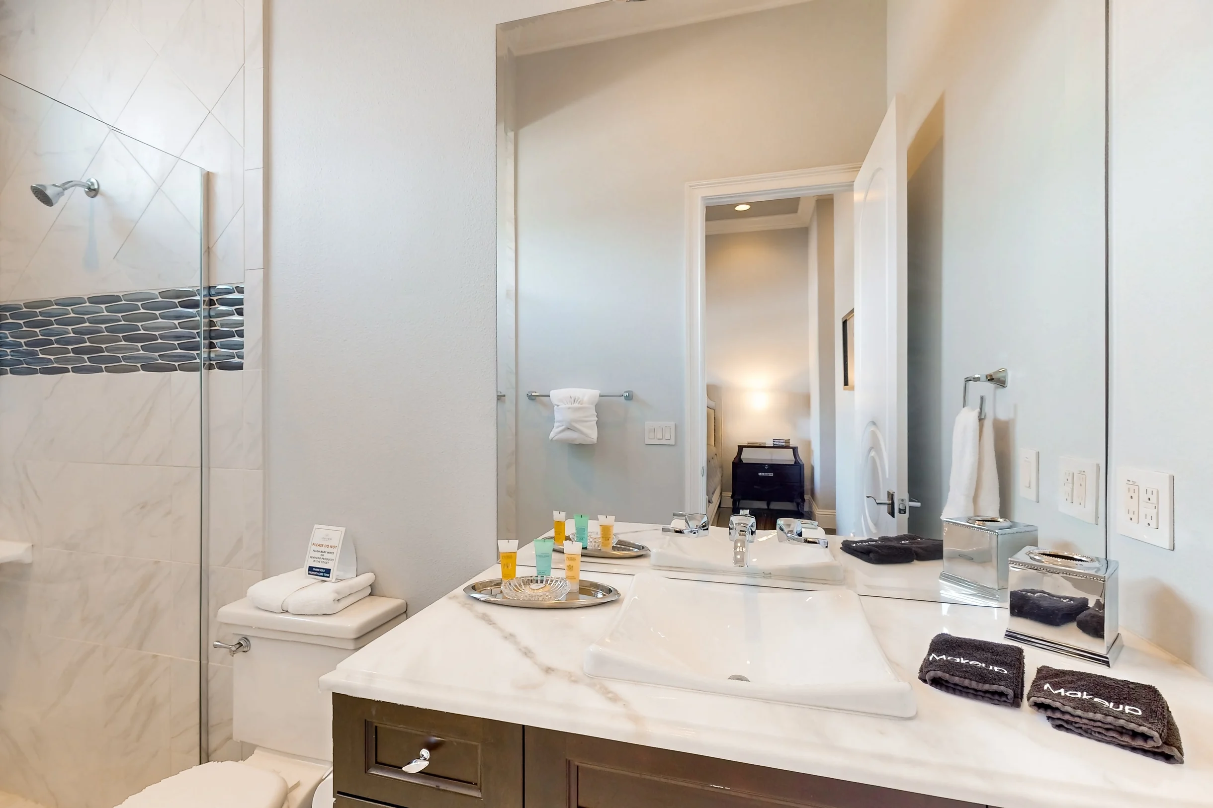 Wander Reunion Estate #94