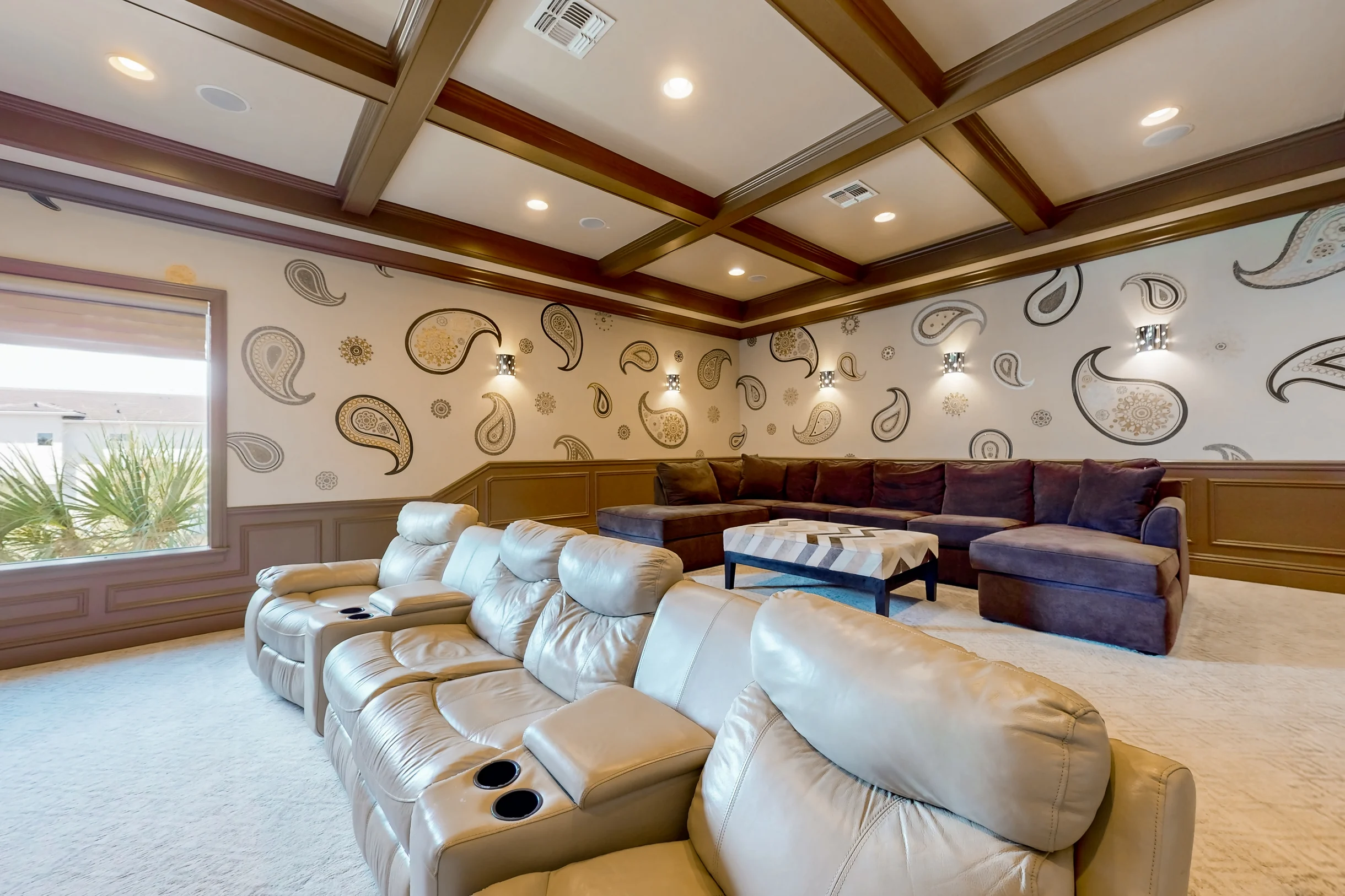 Wander Reunion Estate #88