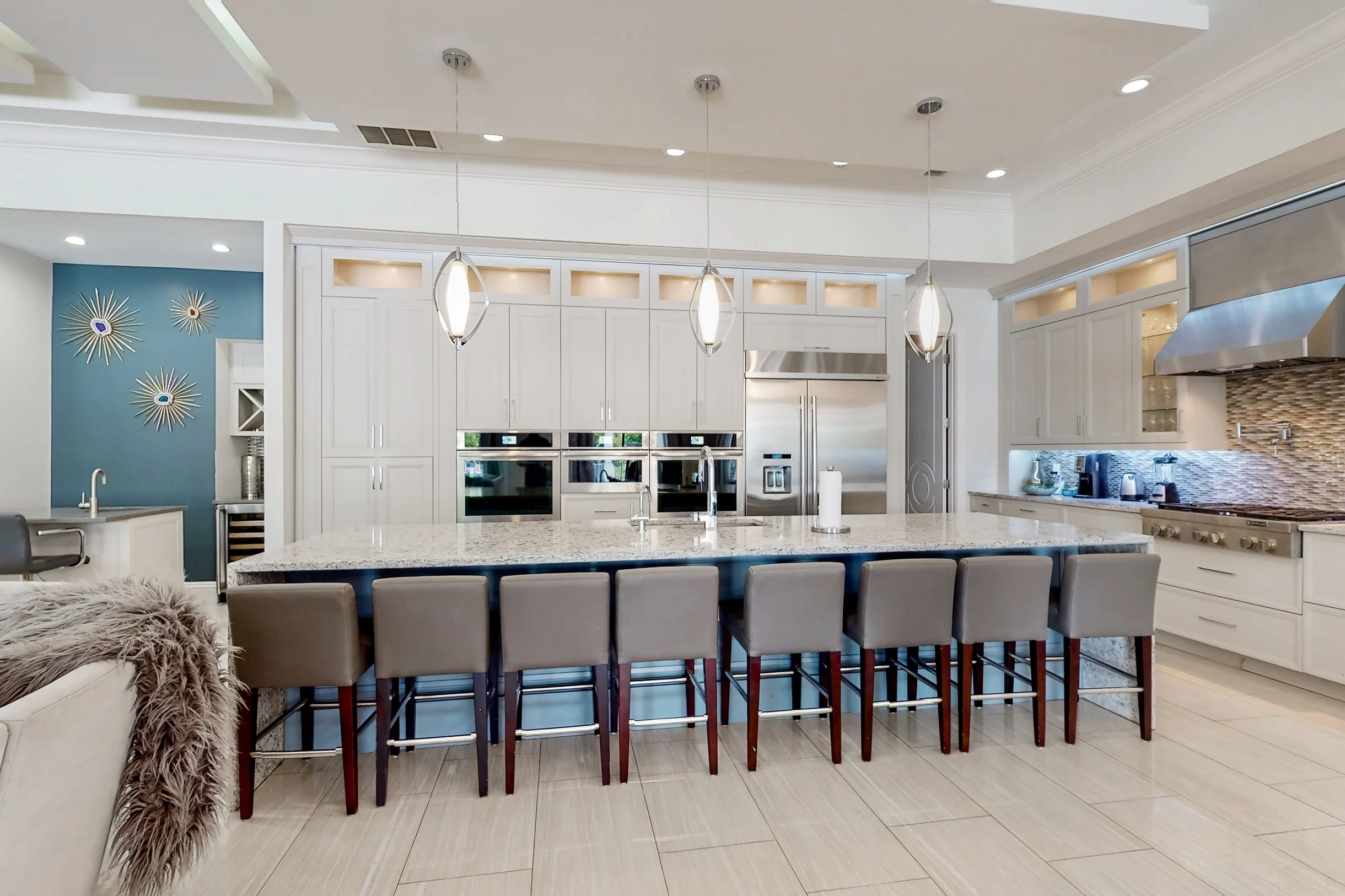 W301E - The Stunning Sanctuary #93