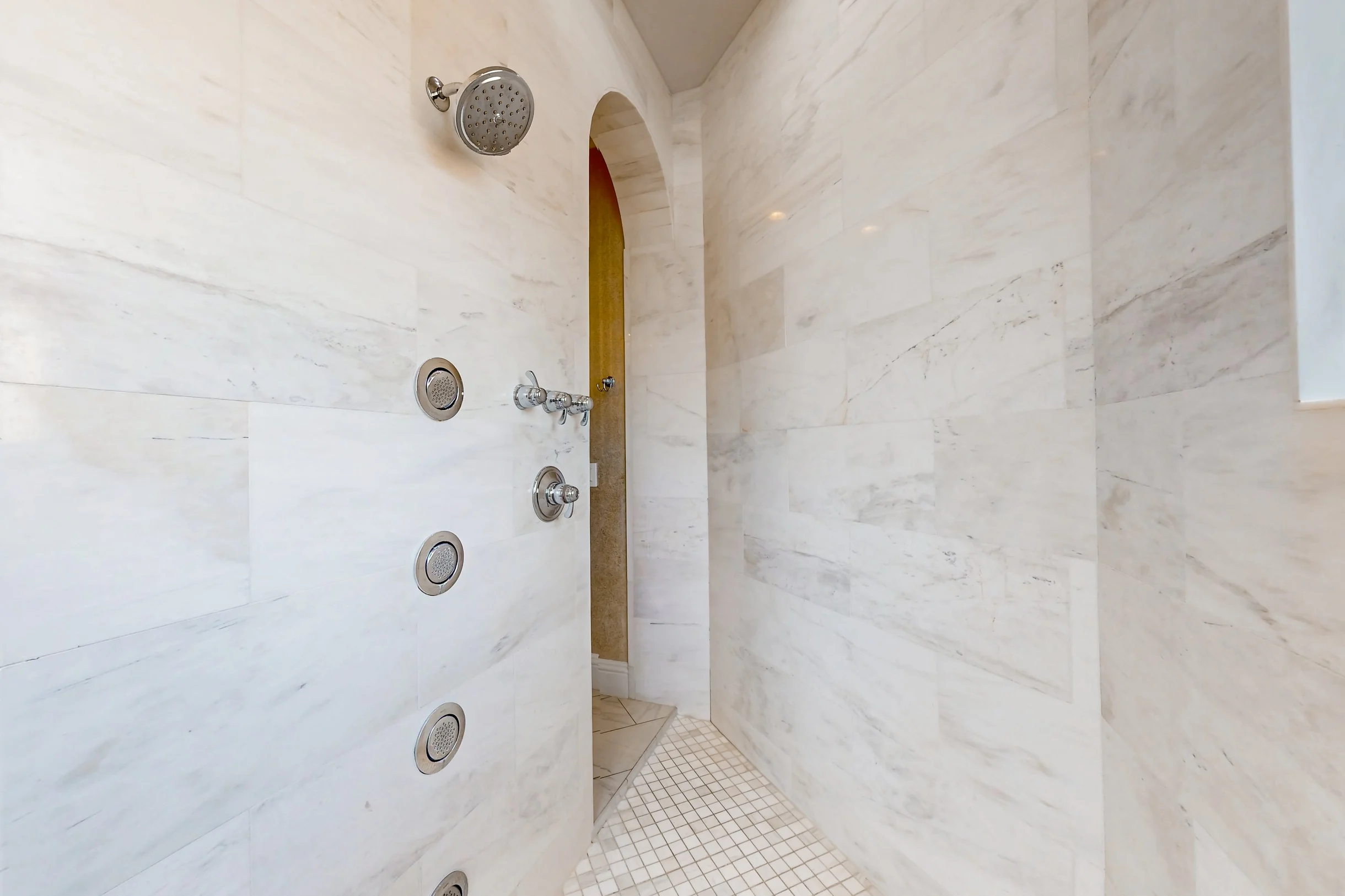 Wander Reunion Estate #111