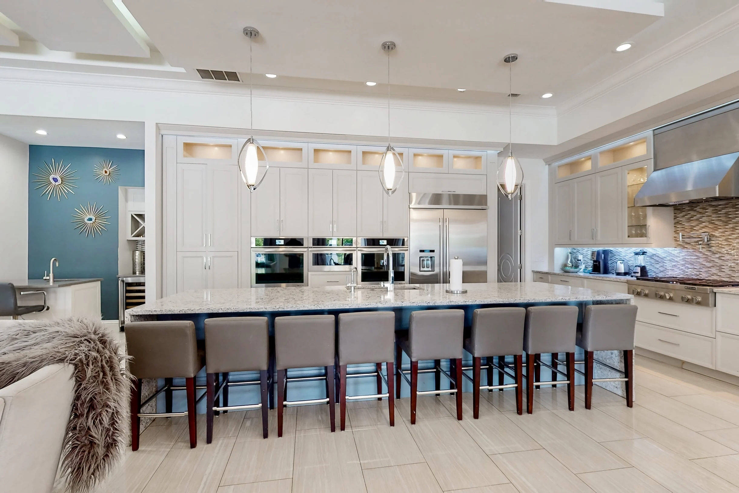 W301E - The Stunning Sanctuary #95