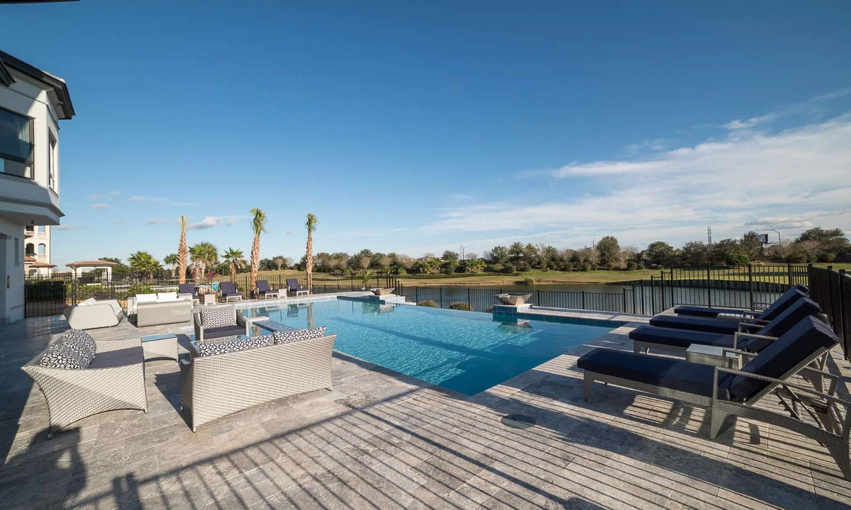W172E- The Outstanding Oasis #126