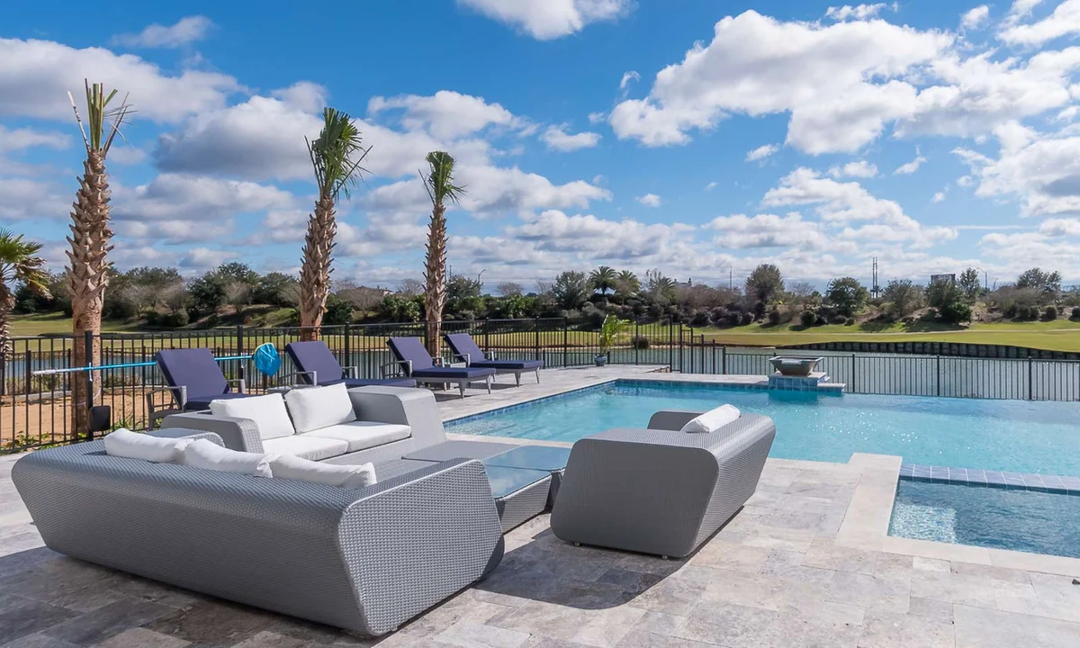 W172E- The Outstanding Oasis #151