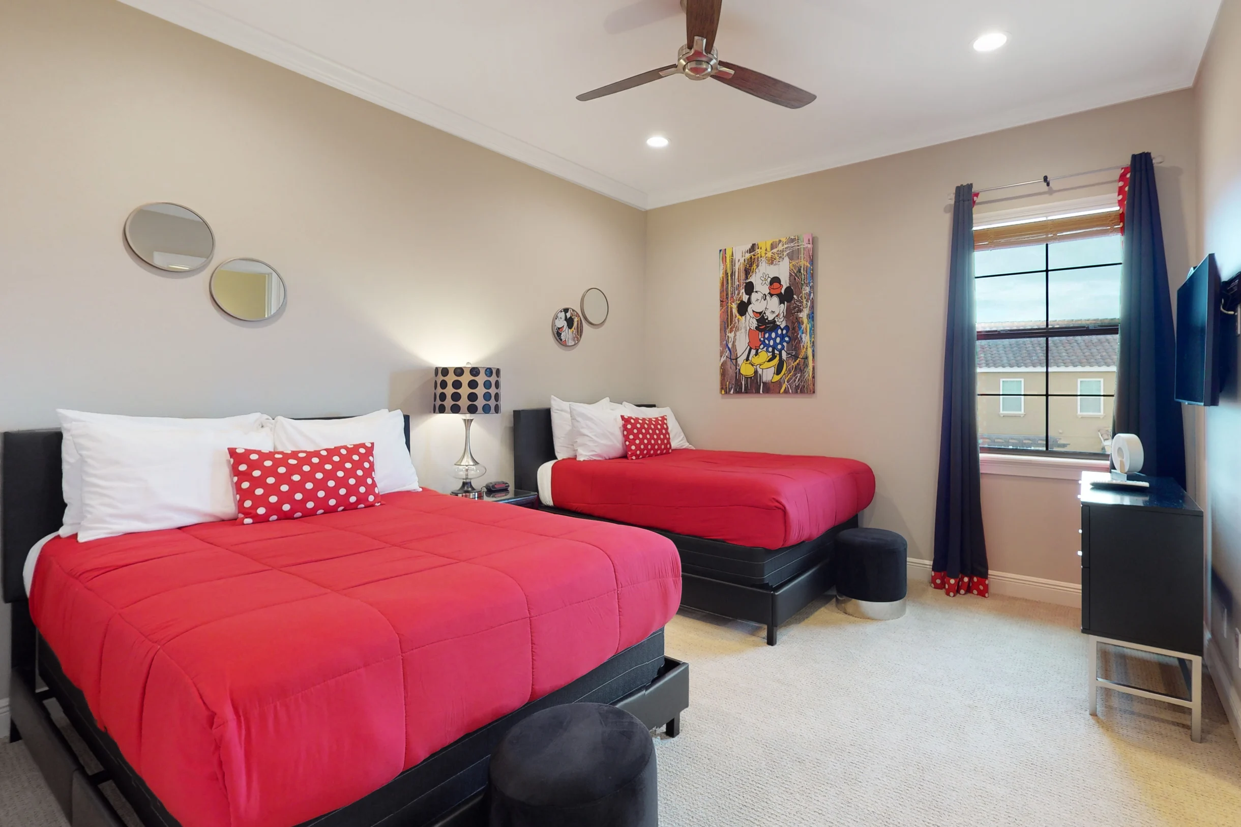 W376E - The Lively Upscale Abode #24