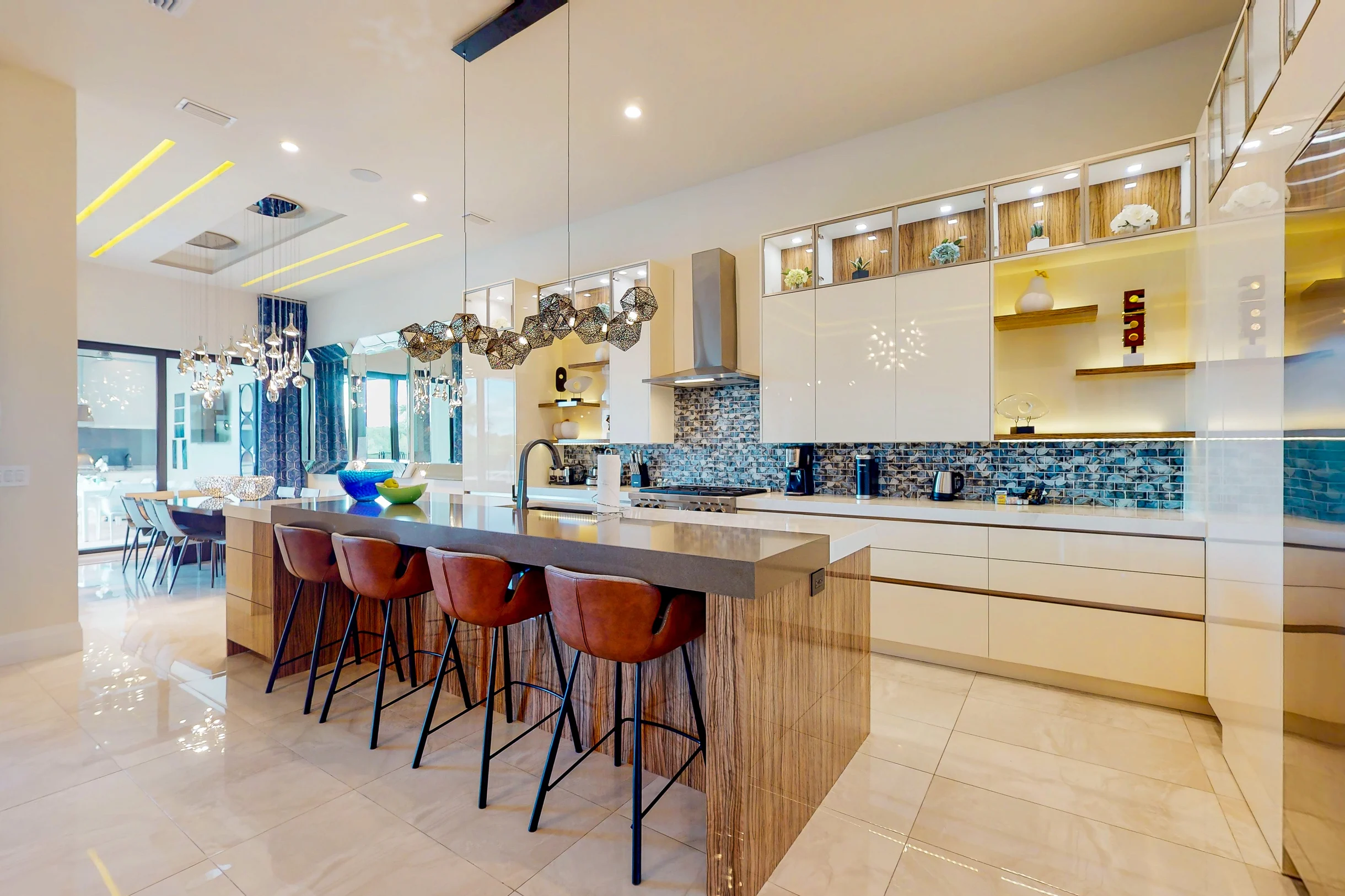 W377E - The Dream Domain #205