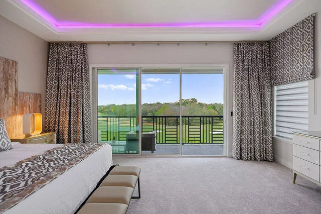 BD003E - The Stunning Bear's Den Estate #117