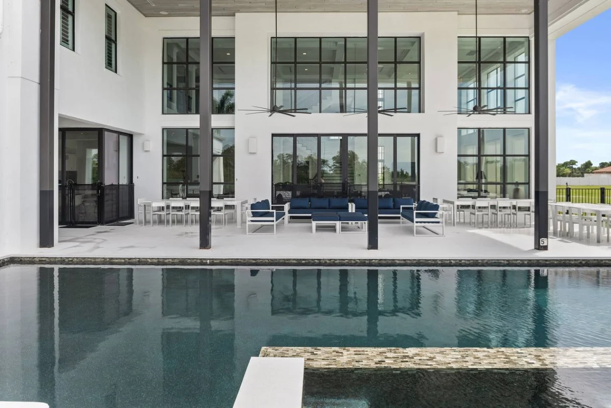 Wander Reunion Eagles