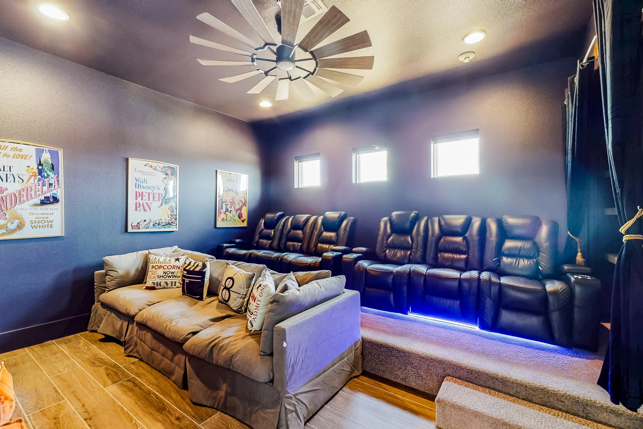 W415E - The Modern Chic Mansion #57