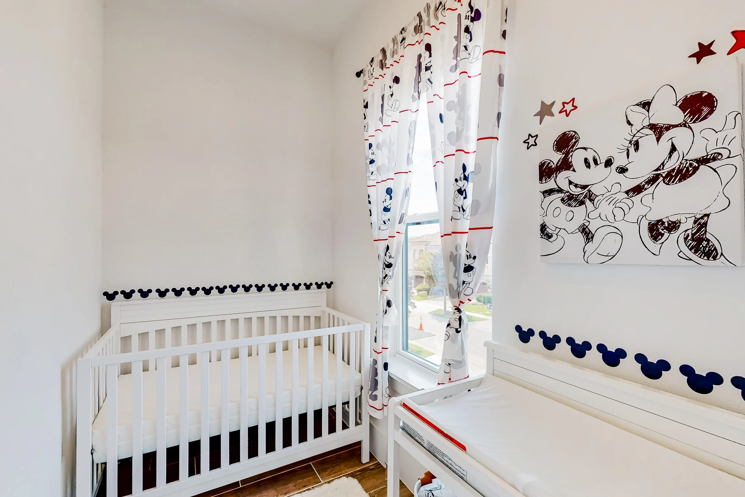 W415E - The Modern Chic Mansion #65