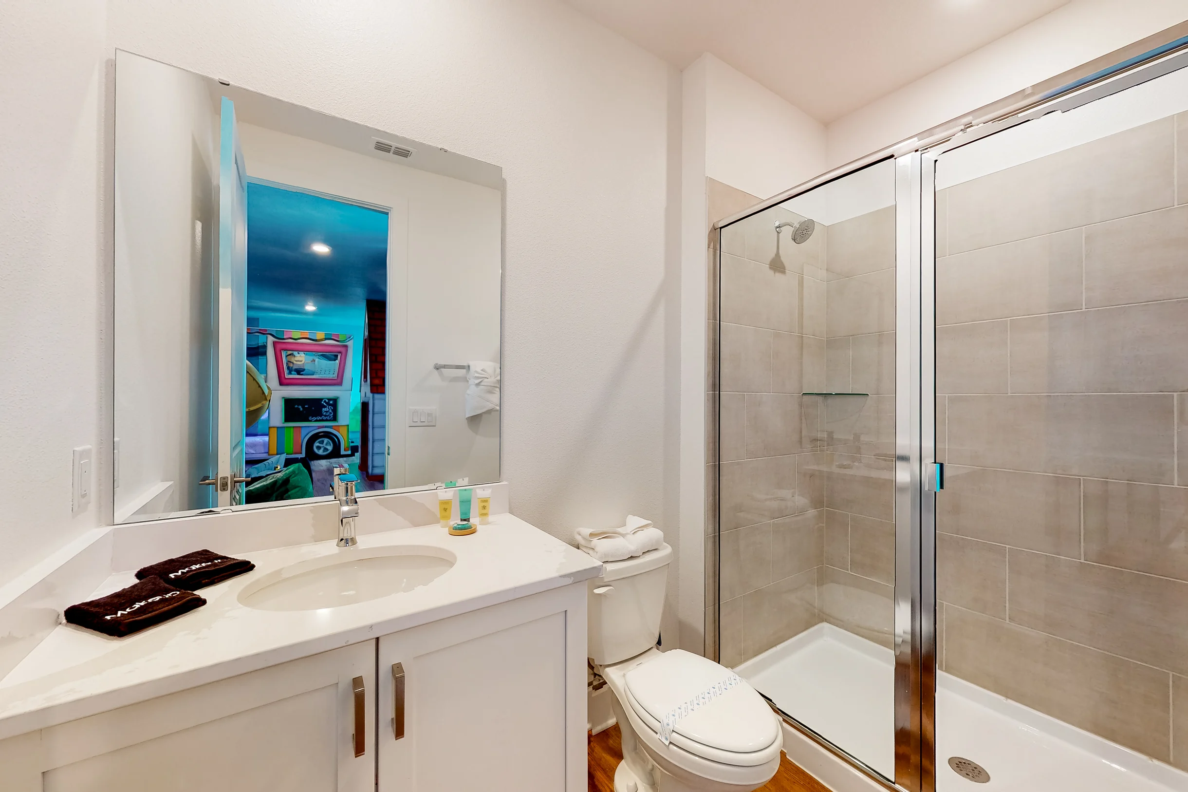 W451E - The Glamorous Getaway #73