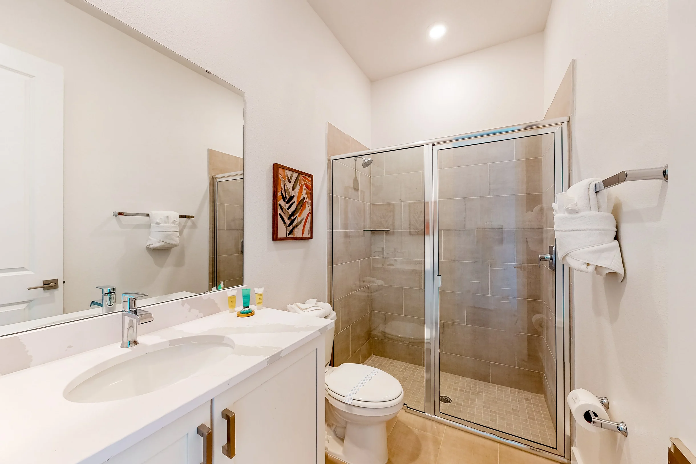 Wander Reunion Coves