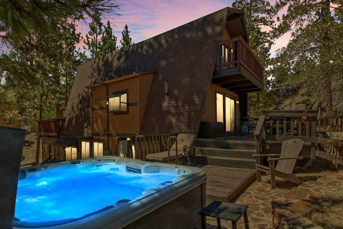 *NEW* Larks Modern Nest | Near Lake, Spa & Arcade #92