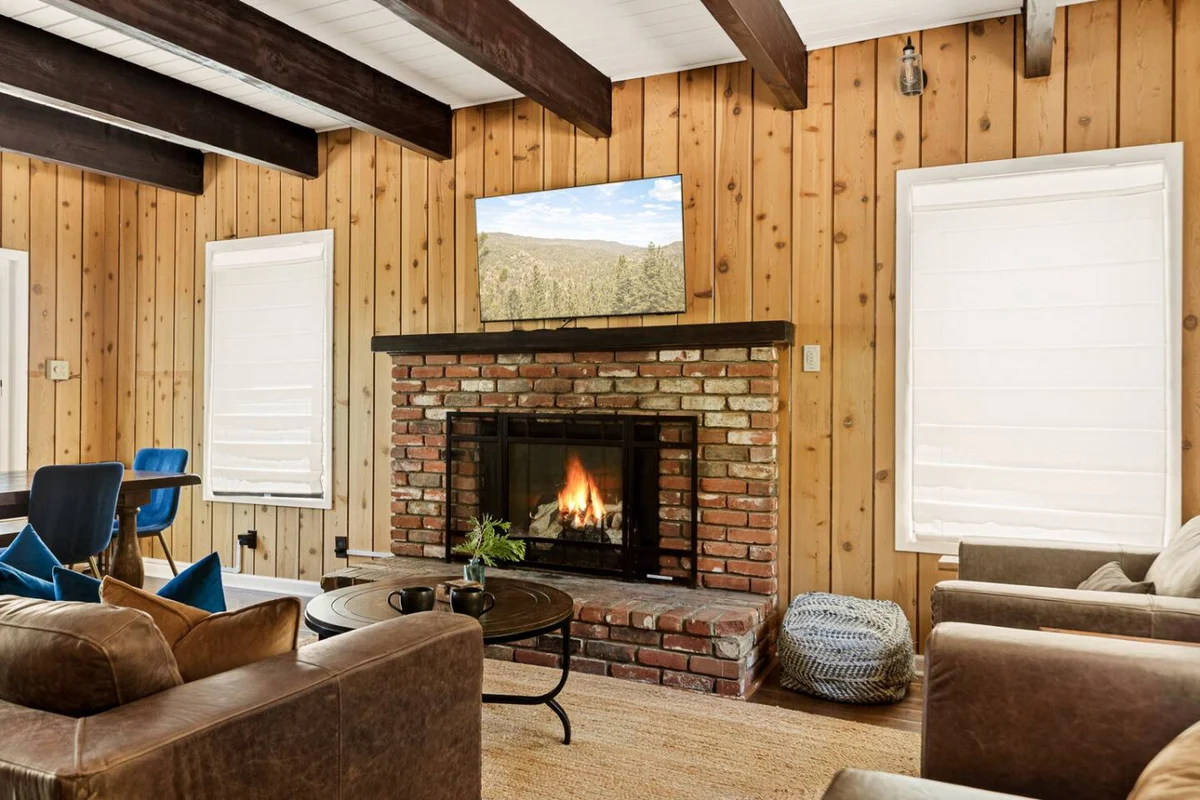 *NEW* 3BR Mountain Sanctuary w Foosball & Epic Views #58