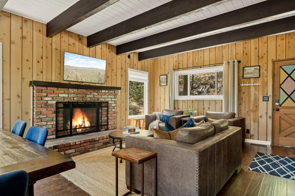 *NEW* 3BR Mountain Sanctuary w Foosball & Epic Views #64