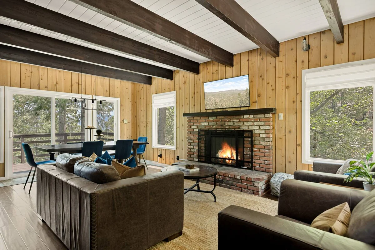 *NEW* 3BR Mountain Sanctuary w Foosball & Epic Views #50