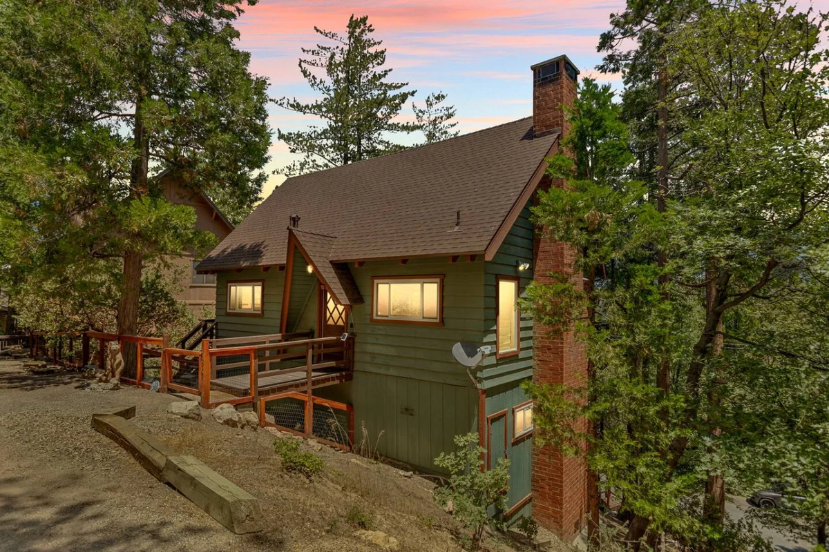 *NEW* 3BR Mountain Sanctuary w Foosball & Epic Views #41