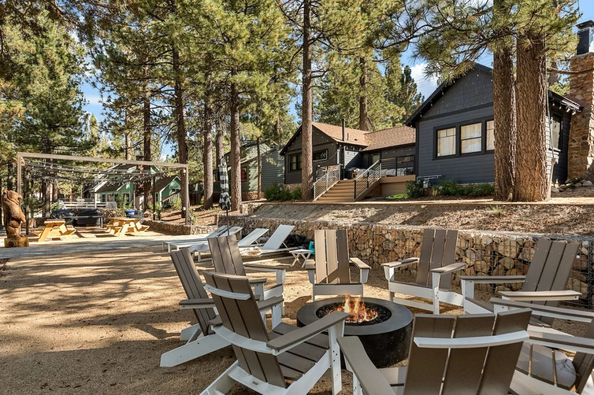 Luxury Lakefront Escape w Firepit and Private Dock #74