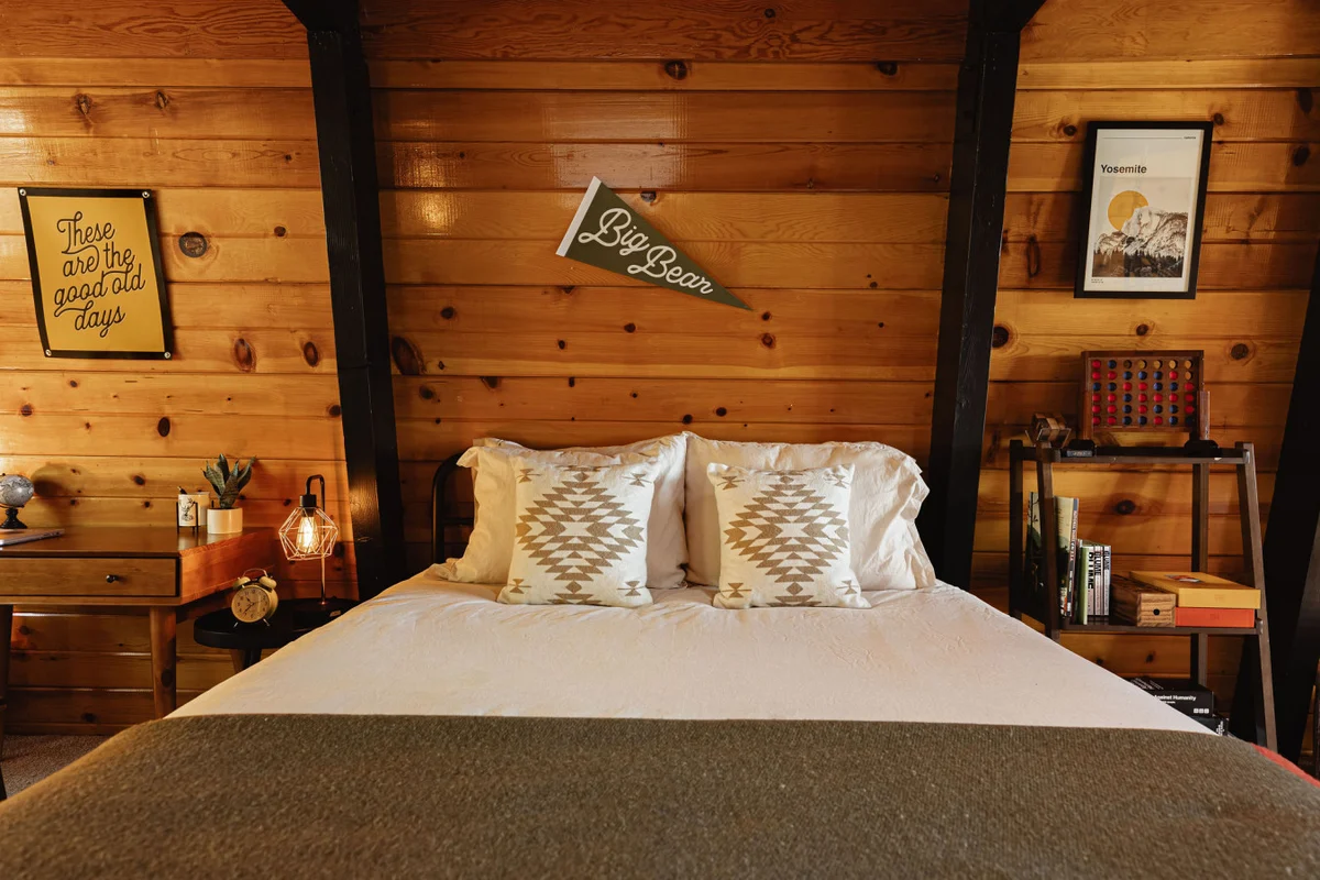 Cozy A-Frame vibes w. Lake & Ski views, AC #52