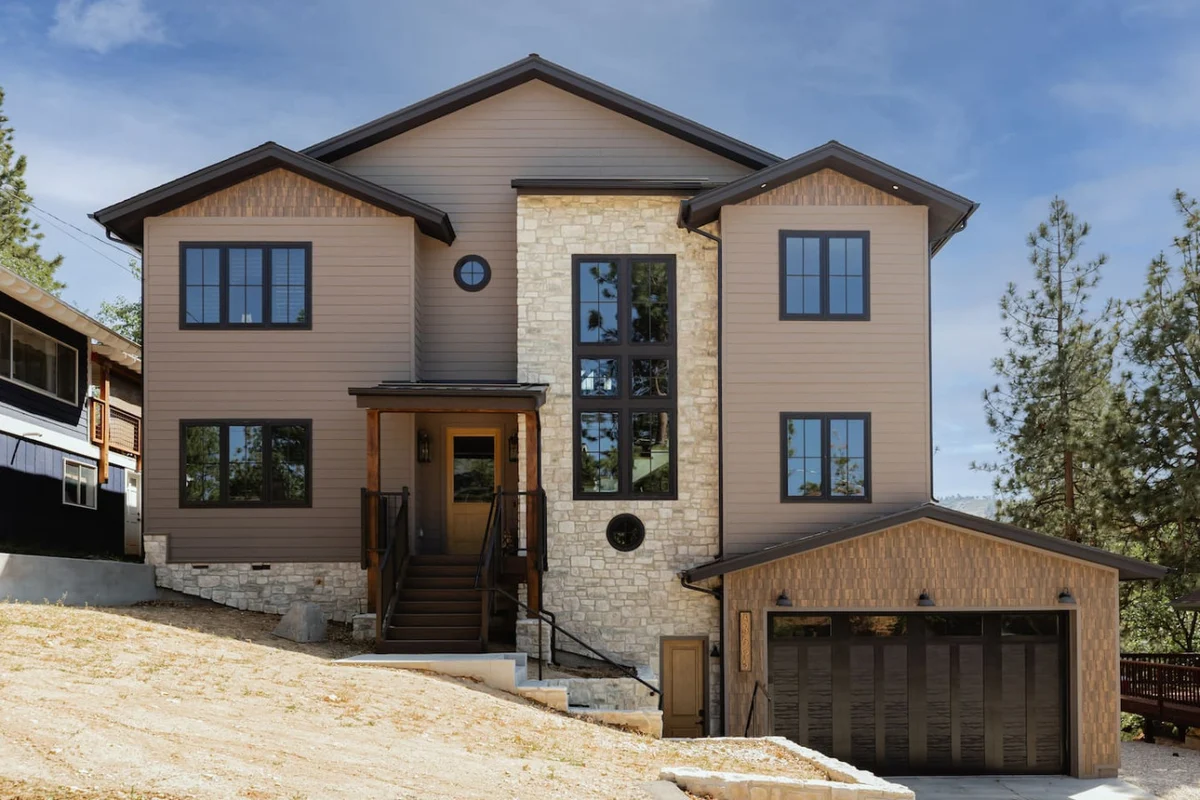 Custom Lux Cabin, Lake Views, Spa & Game Room #84