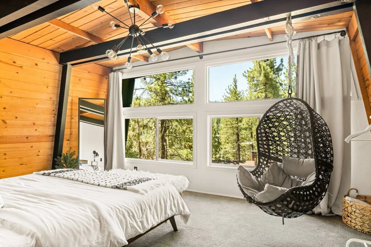 2BR Mid Century Retreat • EV, Hot Tub, BBQ #69