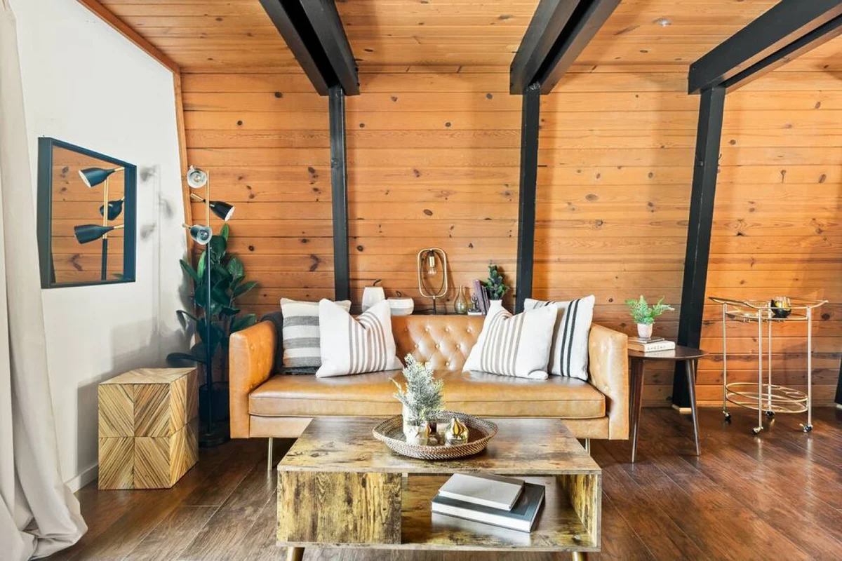 2BR Mid Century Retreat • EV, Hot Tub, BBQ #64