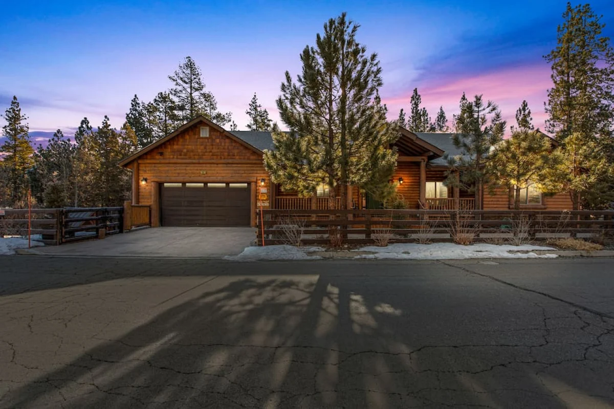 Eagle Creek Hot Tub, Game Room, Private Sled Hill #71