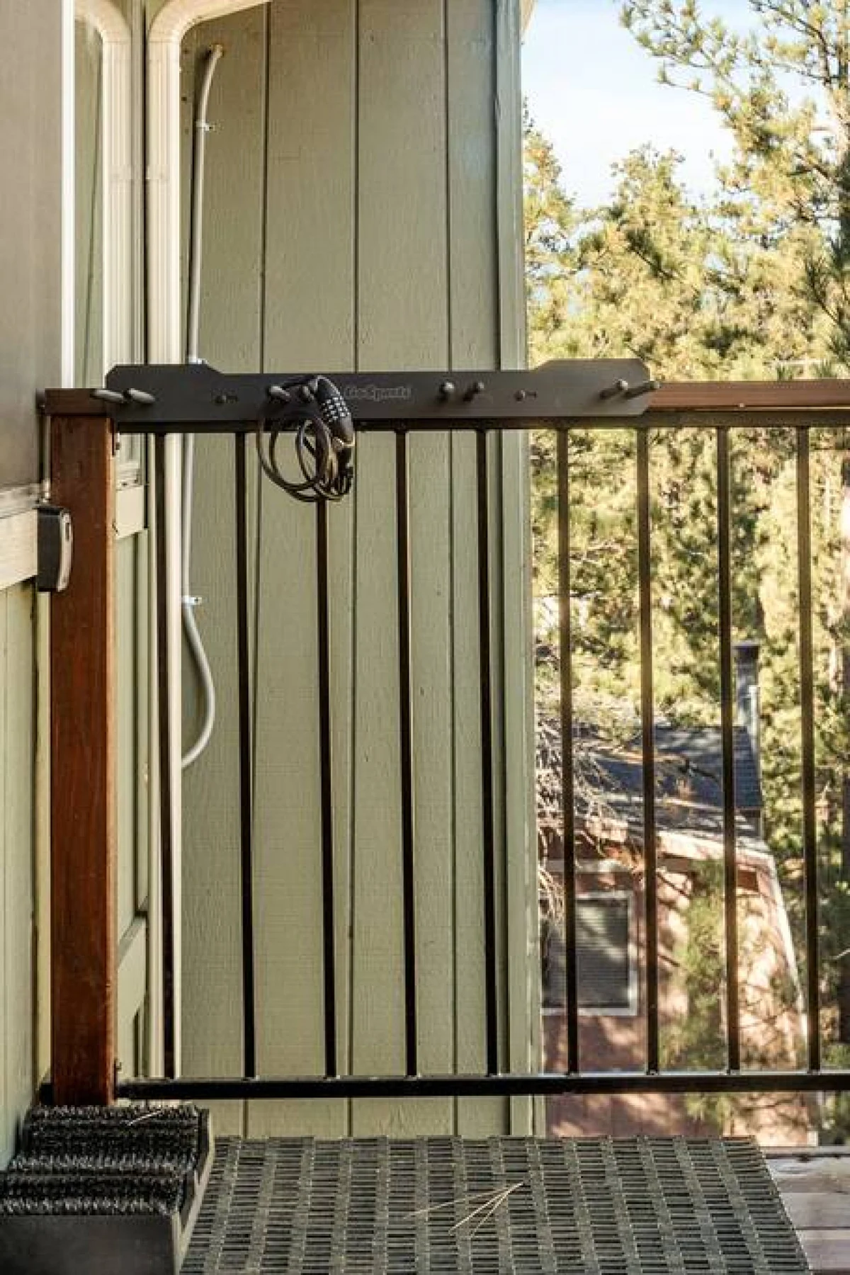 Four Seasons 4 BR Cabin, Views, Games & Hot Tub #27