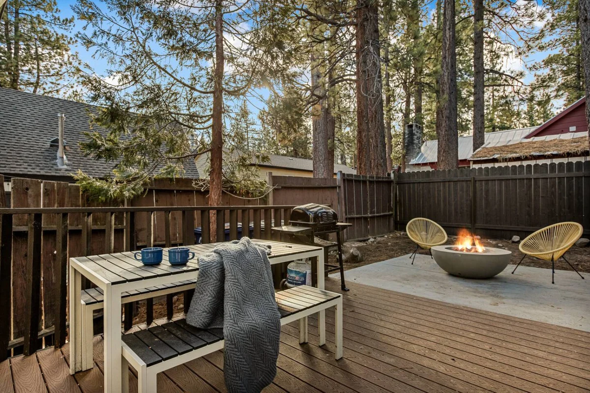 Hearthmoon Haven w Fire Pit Near Village & SPA #35