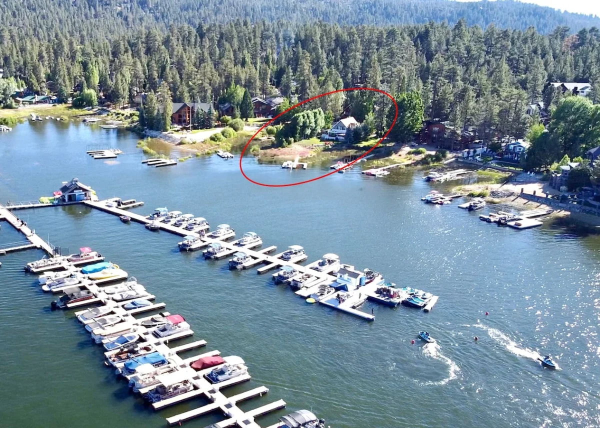 4BR Lakefront Vibes Getaway | Dock, Spa & Games #56