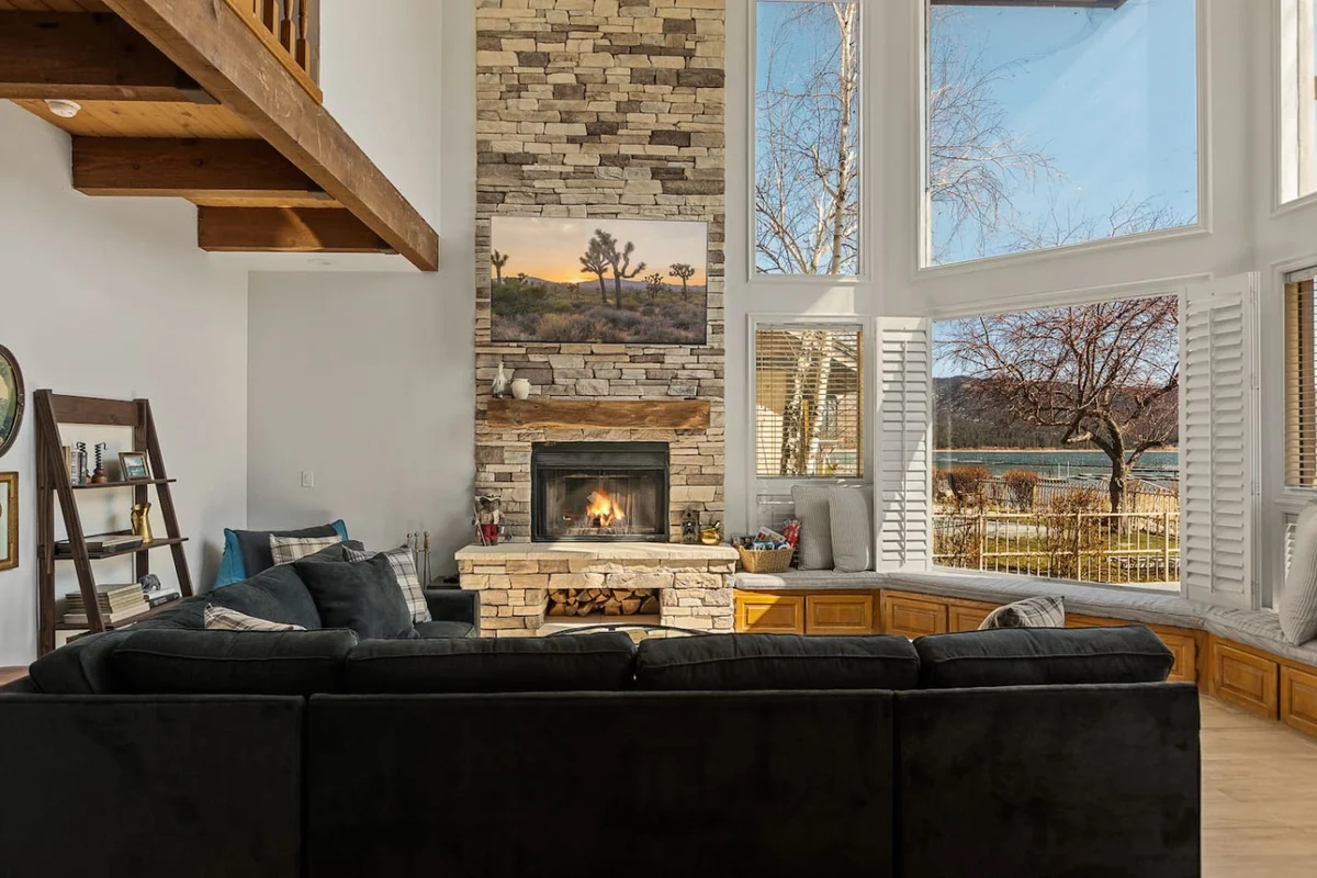 Lakefront Honey Bear, Private Dock & Hot Tub #31