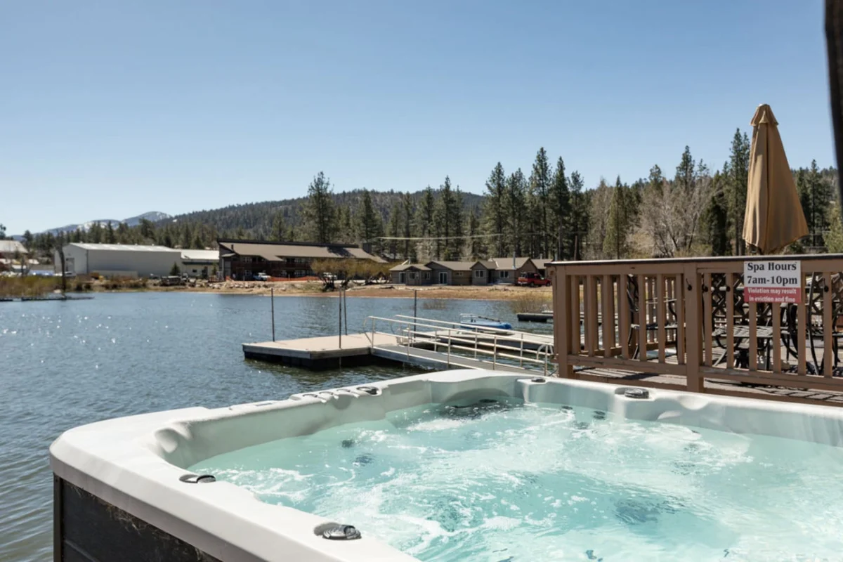 Lakefront Honey Bear, Private Dock & Hot Tub #21