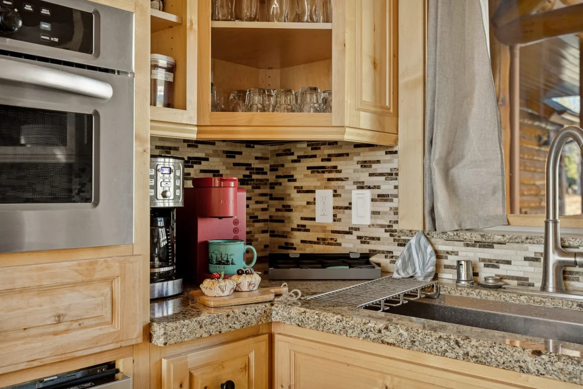 Luxurious Coyote Flat w/ Lake Views & Game Room #43