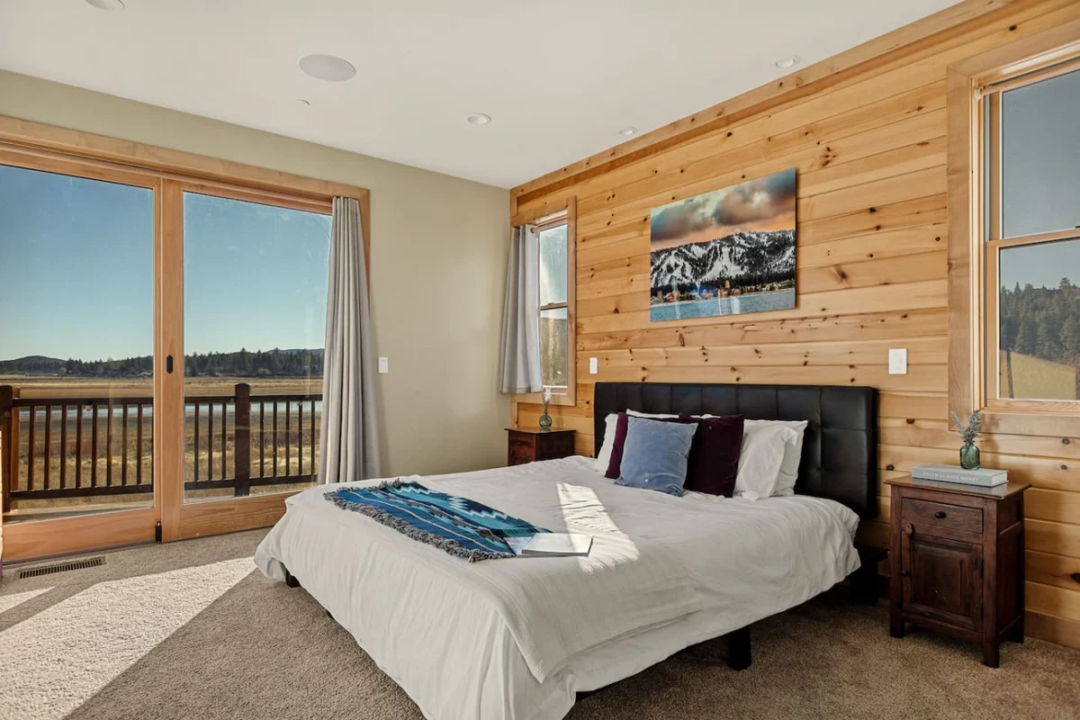 Luxurious Coyote Flat w/ Lake Views & Game Room #30
